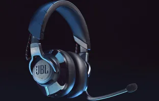 JBL Quantum 800
