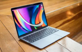 Как установить приложения для iPhone / iOS на MacBook Air (с процессором M1)