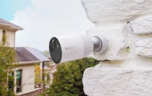 Новая камера EZVIZ BC1 с аккумулятором на год