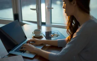 Как выбрать недорогой ноутбук к школе?