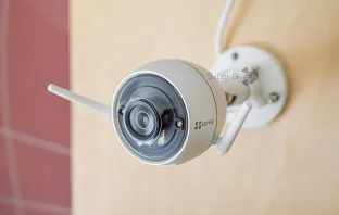Обзор камеры для наблюдения Ezviz C3WN