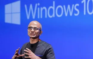 Презентация Microsoft: Windows 10, очки HoloLens