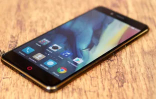 Сравнение Nubia Z17 mini с Nubia Z11 mini S