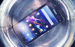 Sony Z1 Compact