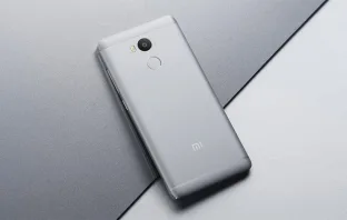 Xiaomi Redmi 4 упал в цене