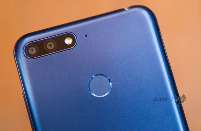 Обзор Honor 7C
