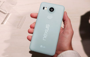 Смартфон Google Nexus 5X мятный или ментоловый