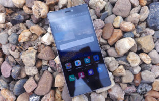 Обзор смартфона Huawei P8