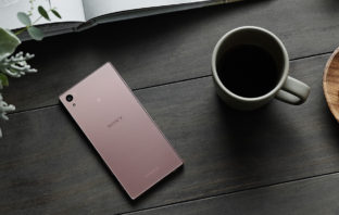 Компания Sony выпустила розовый Sony Xperia Z5