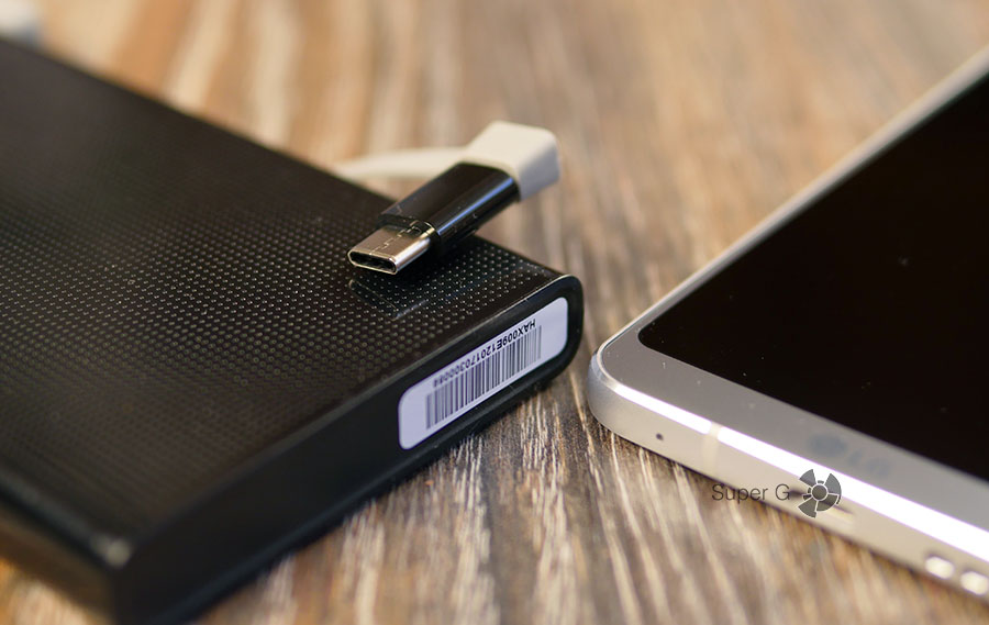 Переходник на USB type-C для Energizer UE10004 приходится докупать отдельно