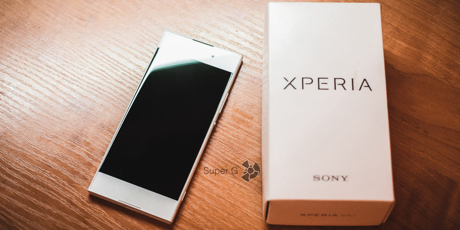 Комплектация Sony Xperia XA1