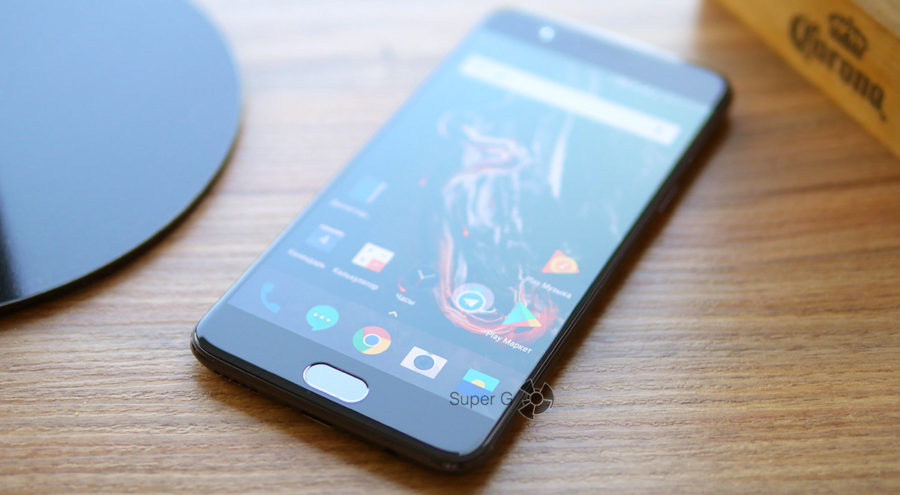 AMOLED-экран OnePlus 5 отличный
