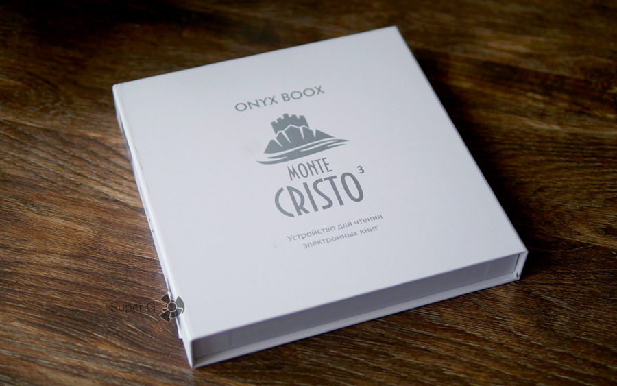 Коробка от ONYX BOOX Monte Cristo 3