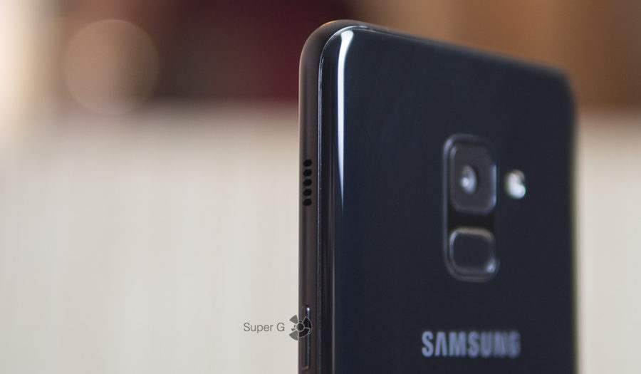 Динамик Samsung Galaxy A8 (2018) на правом торце