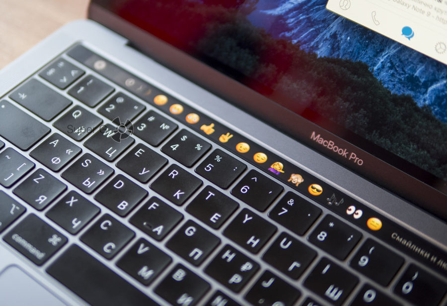 MacBook Pro 13 с Touch Bar 2018 года и клавиатурой "Бабочка" третьего поколения
